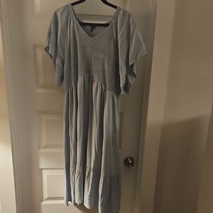 $4.99 S/H  Pleated Midi Sundress with Flutter Sleeves.  ELASTIC BODICE SIZE XXL.